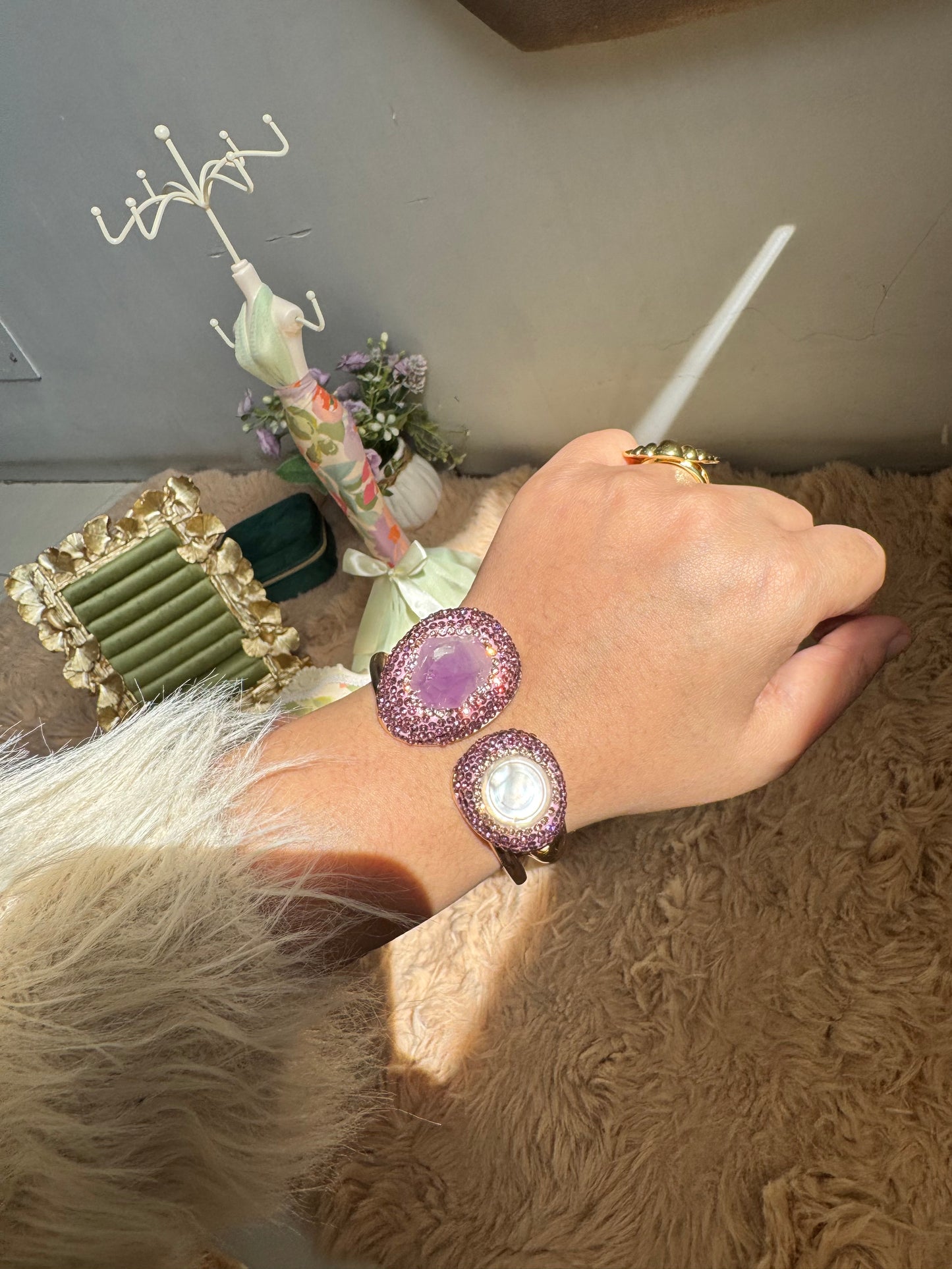 Luxe Anti Tarnish Gold Plated Adjustable Amethyst Geode Crystal Stones Bracelet