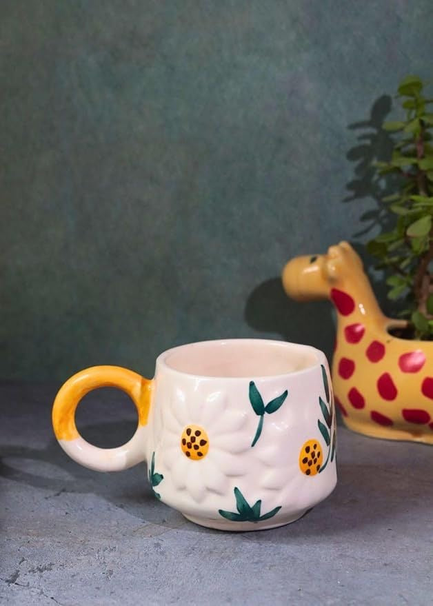 Adorable Daisy Bloom Cup