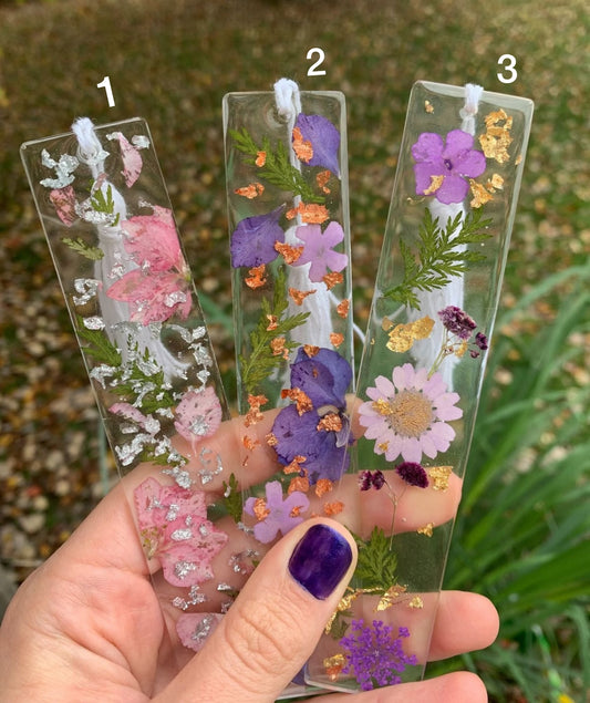 Bookmarks with Real Flowers