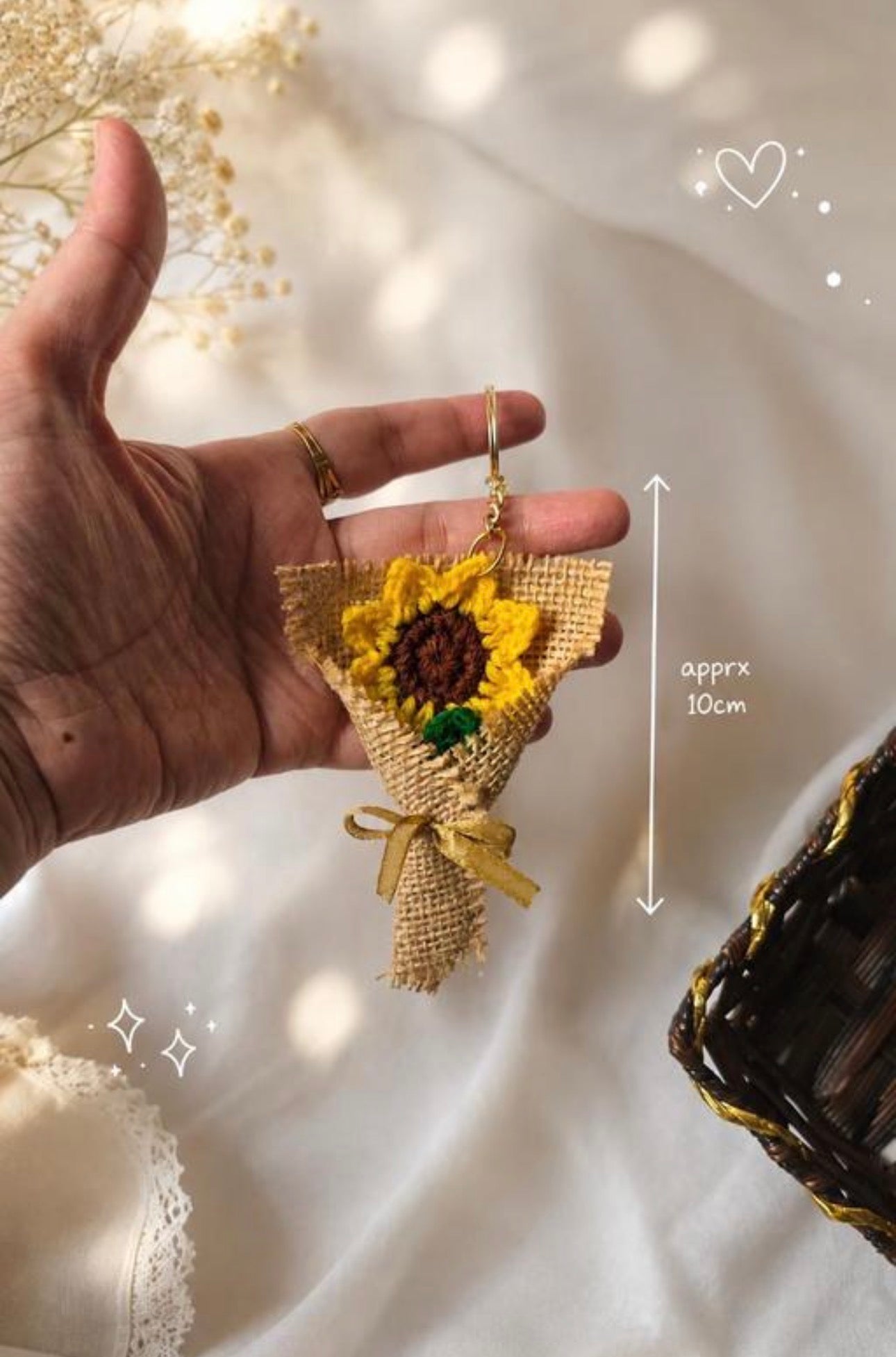 Aesthetic Handmade Crochet Mini Bouquet Keychain