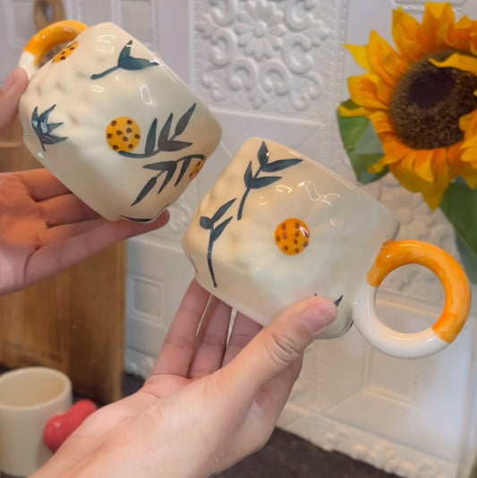 Adorable Daisy Bloom Cup