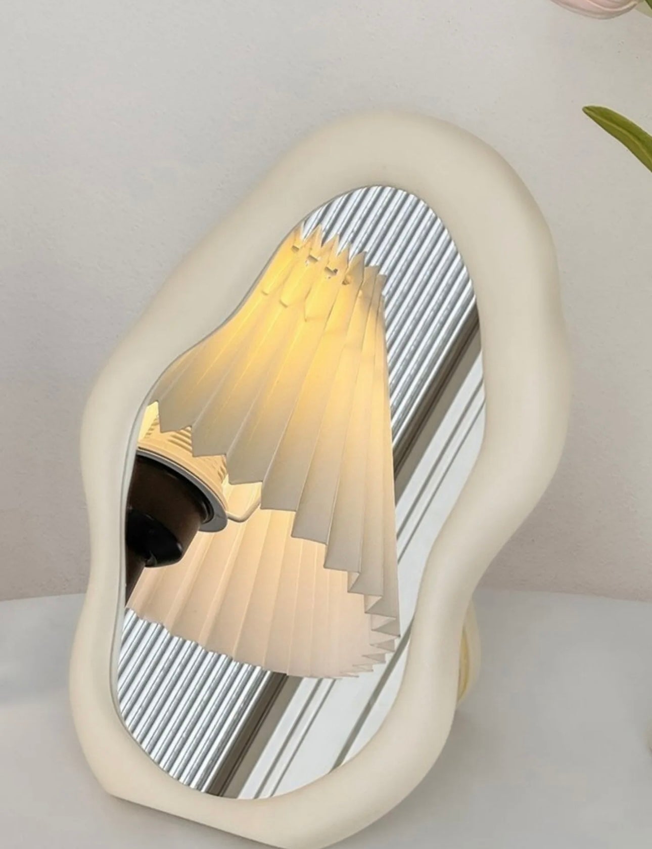 Aesthetic Mini Irregular Blob Table Mirror