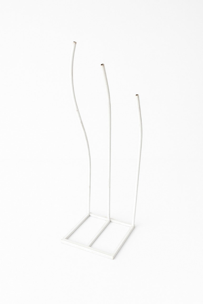 Organza Flower’s Stand (Only Stand - Doesn’t include Flowers)