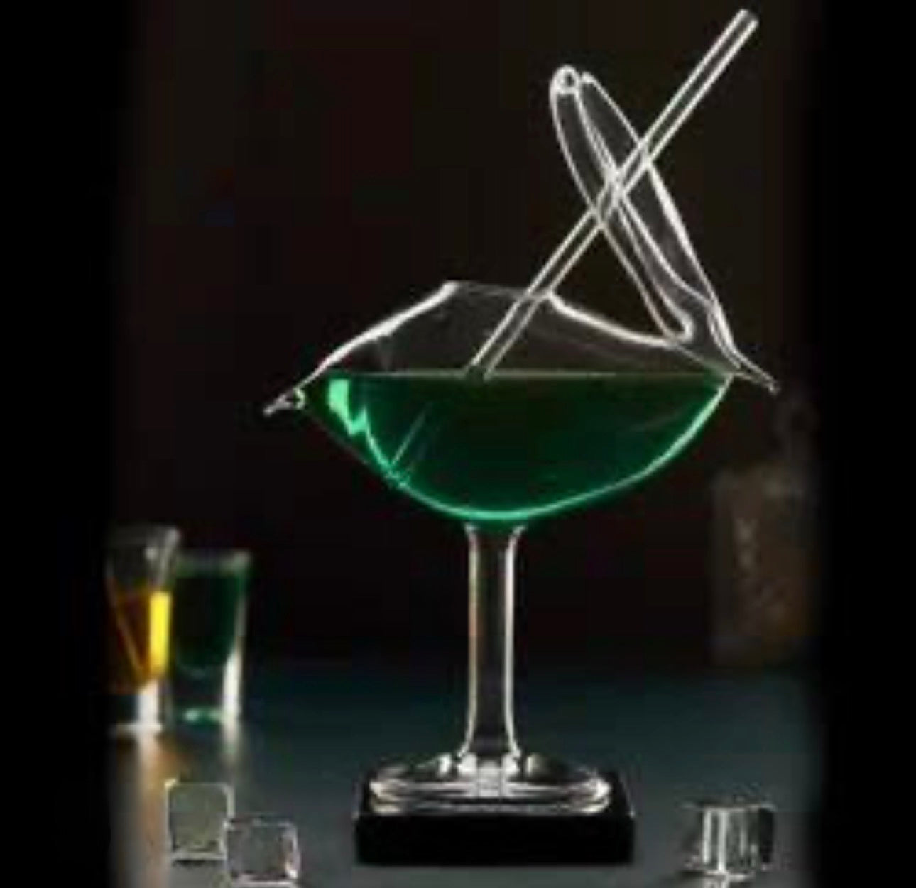 Luxe Swan Glass | Cocktail Glass