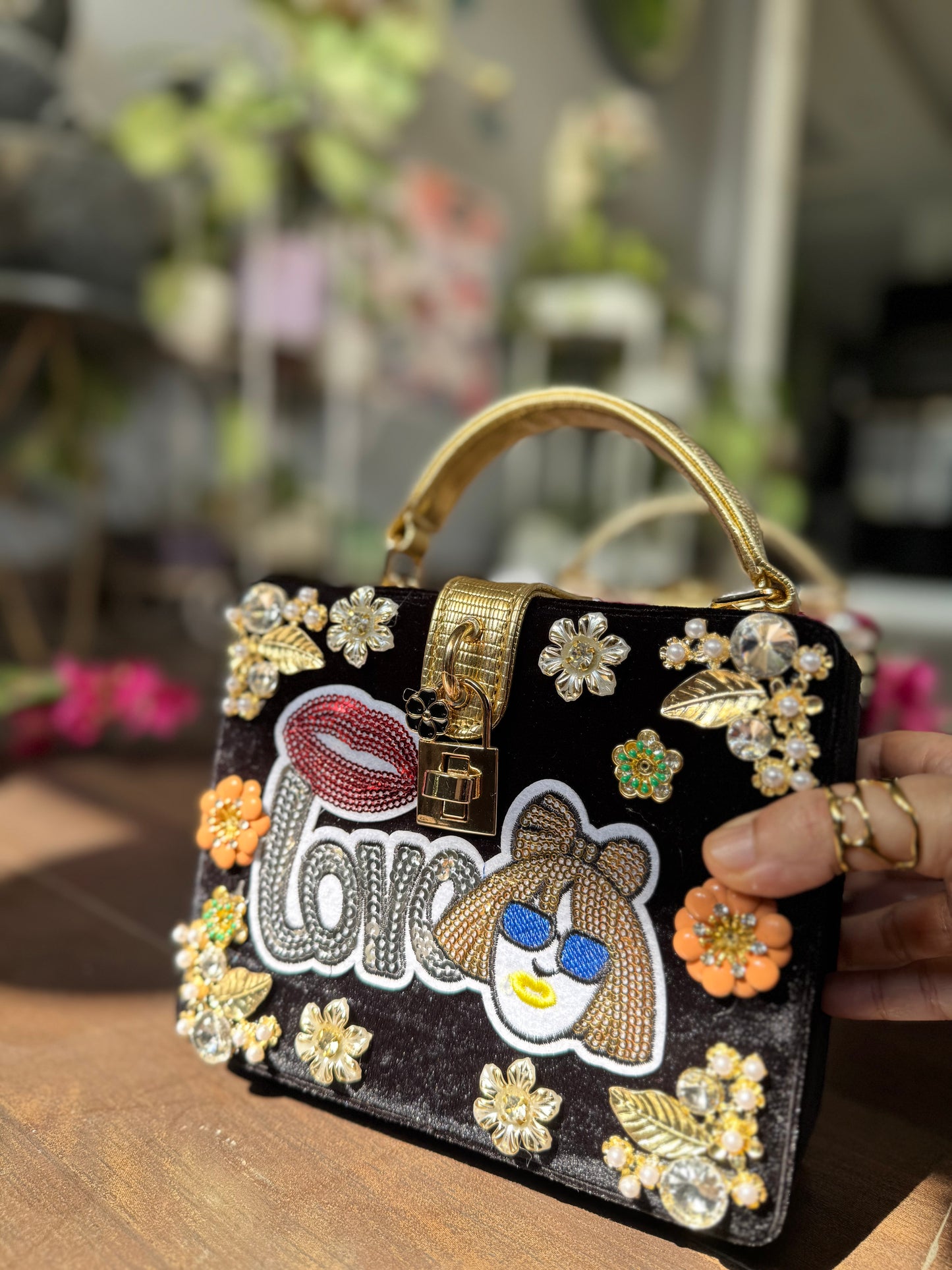 Luxe Designer Limited Edition Velvet Box Bag / Rhinestones Detail Party Handbag