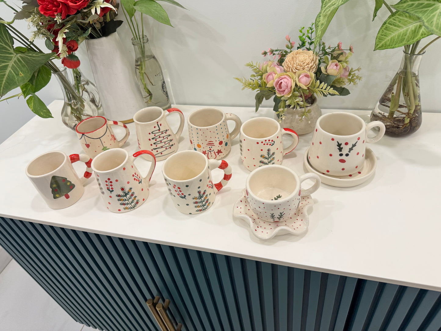 Merry Christmas Mugs Combo - Set of 9