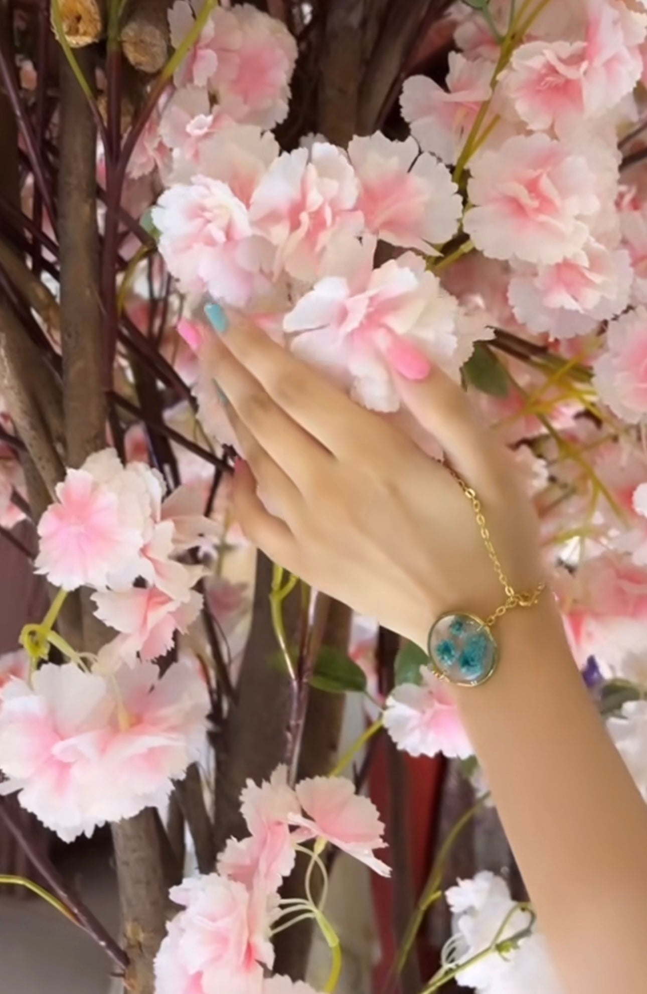 Petite Bracelet with Real Flowers