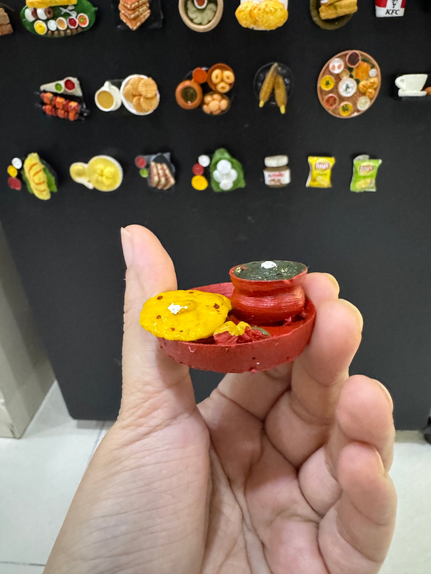 Makke di Roti & Sarson da Saag Miniature Fridge Magnet