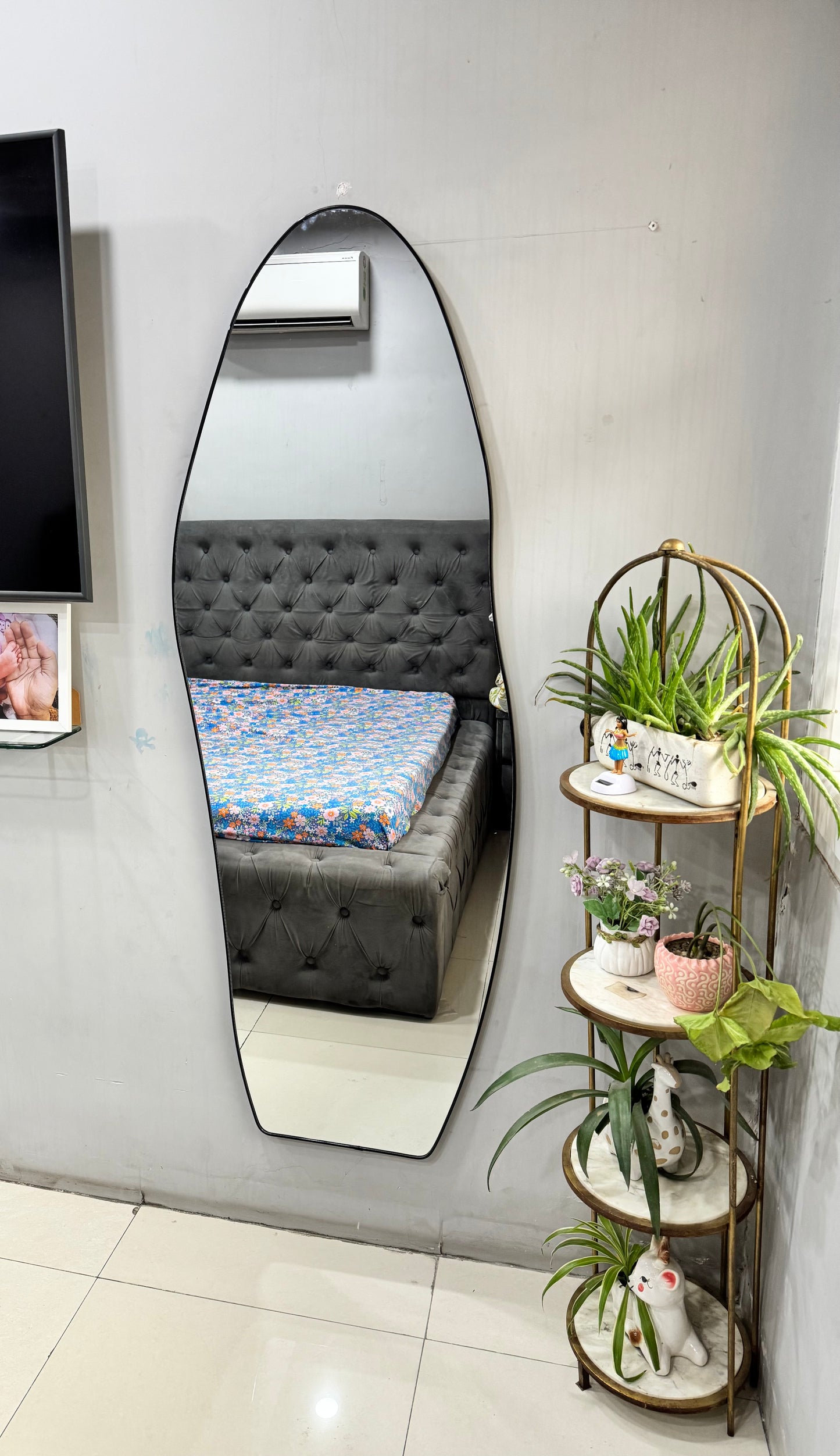 Irregular Blob Mirror with Sleek Frame - Only deliverable in Delhi/NCR