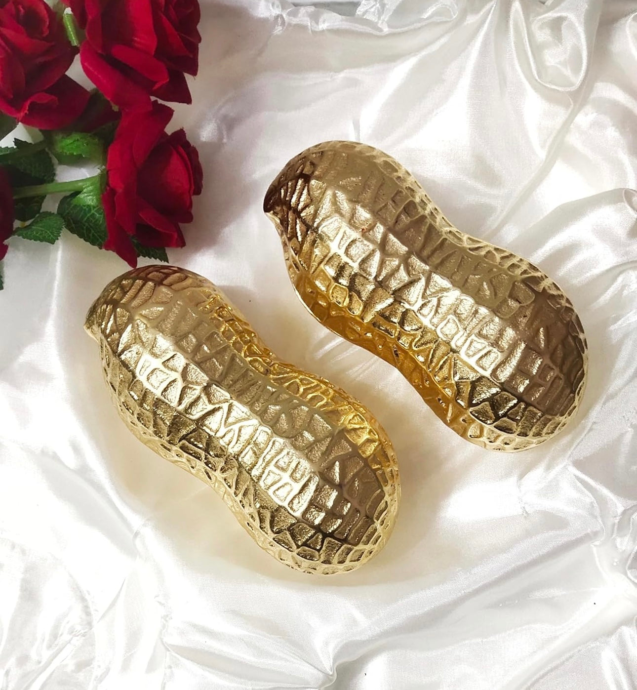 Luxe Gold Decorative Multipurpose Peanut Shape Trinket Tray