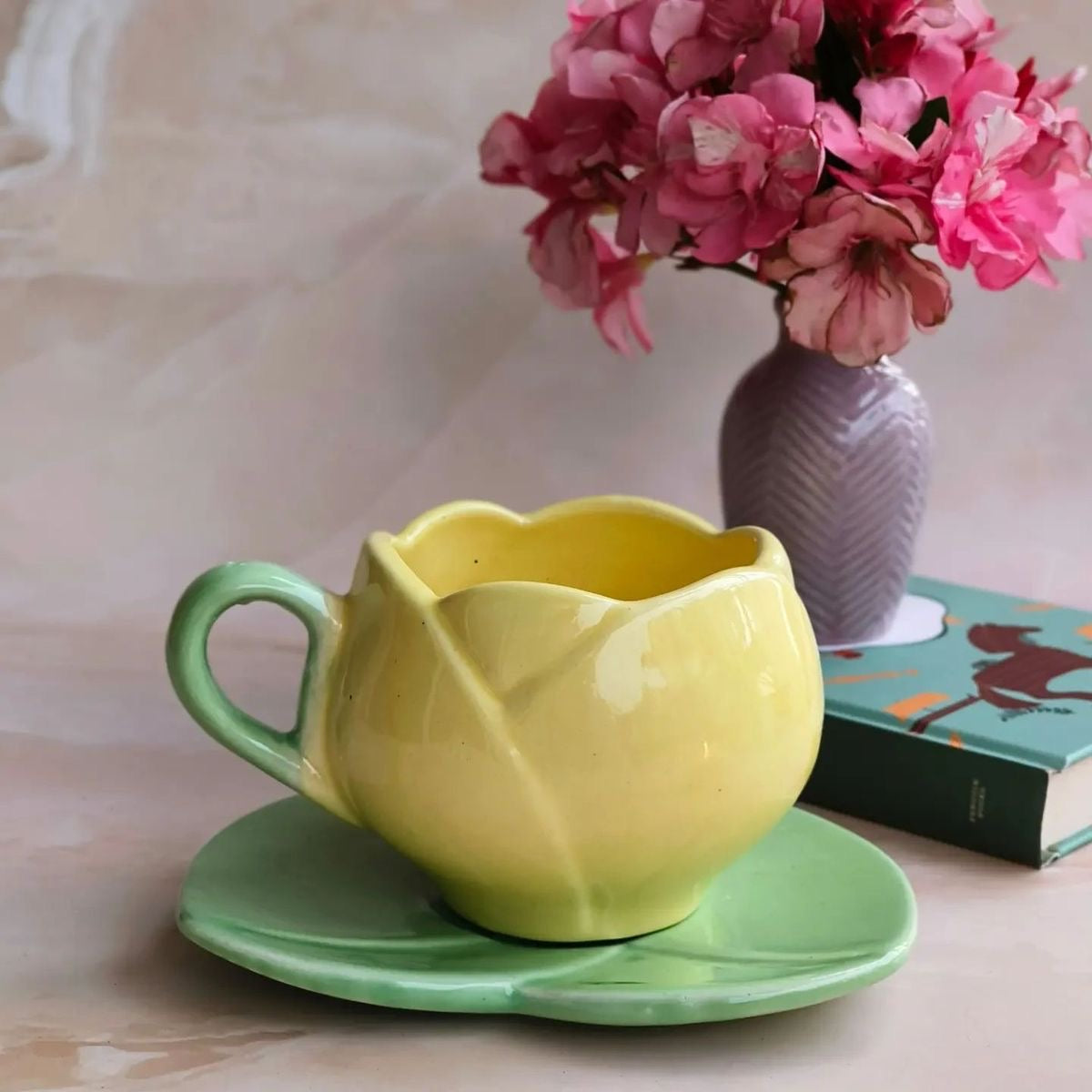 Classy Tulip Mug with Saucer