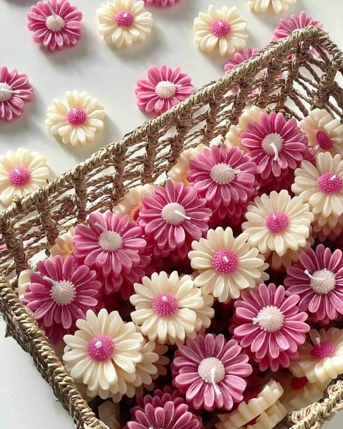 Cute Daisy Candle