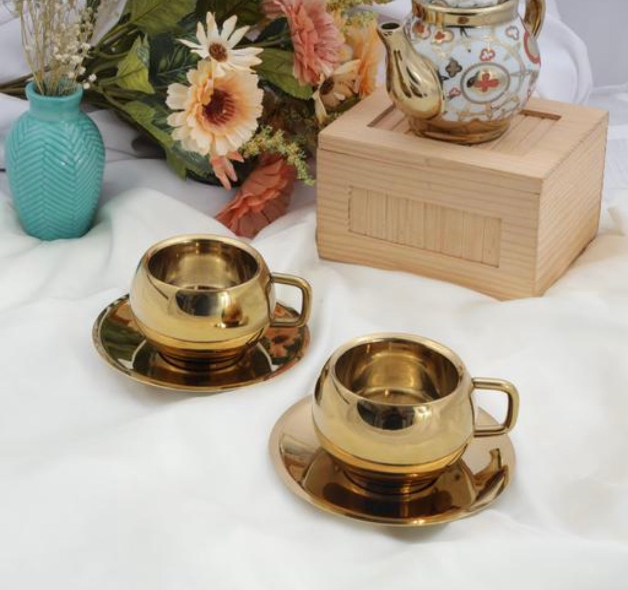 Luxe Gold Plated Cup & Saucer Set of 2