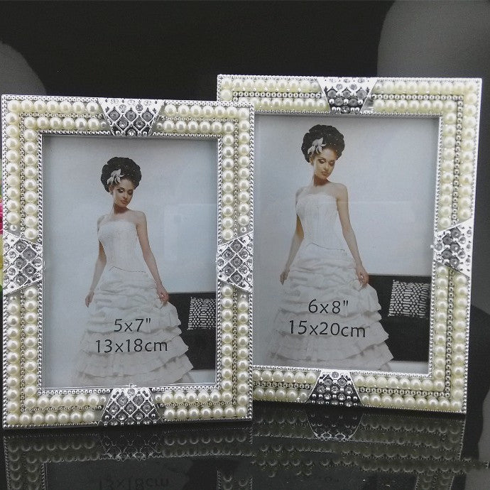 Pearl Detail Photo Frame